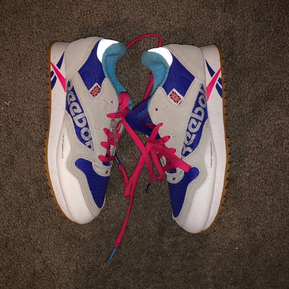 Little Girl Reebok - Picture 3 of 3